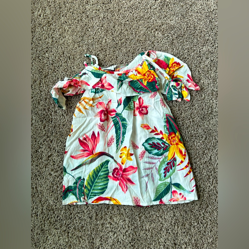 Old Navy Ruffle Tank Top - Picture 2 of 2